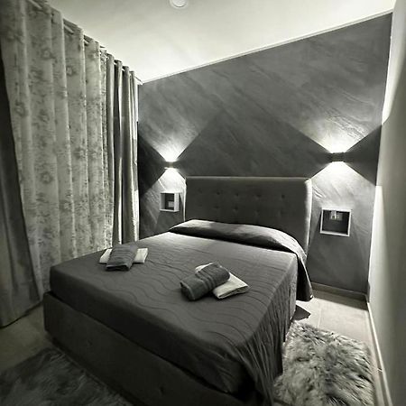Bed and Breakfast Urban House Katánie Exteriér fotografie