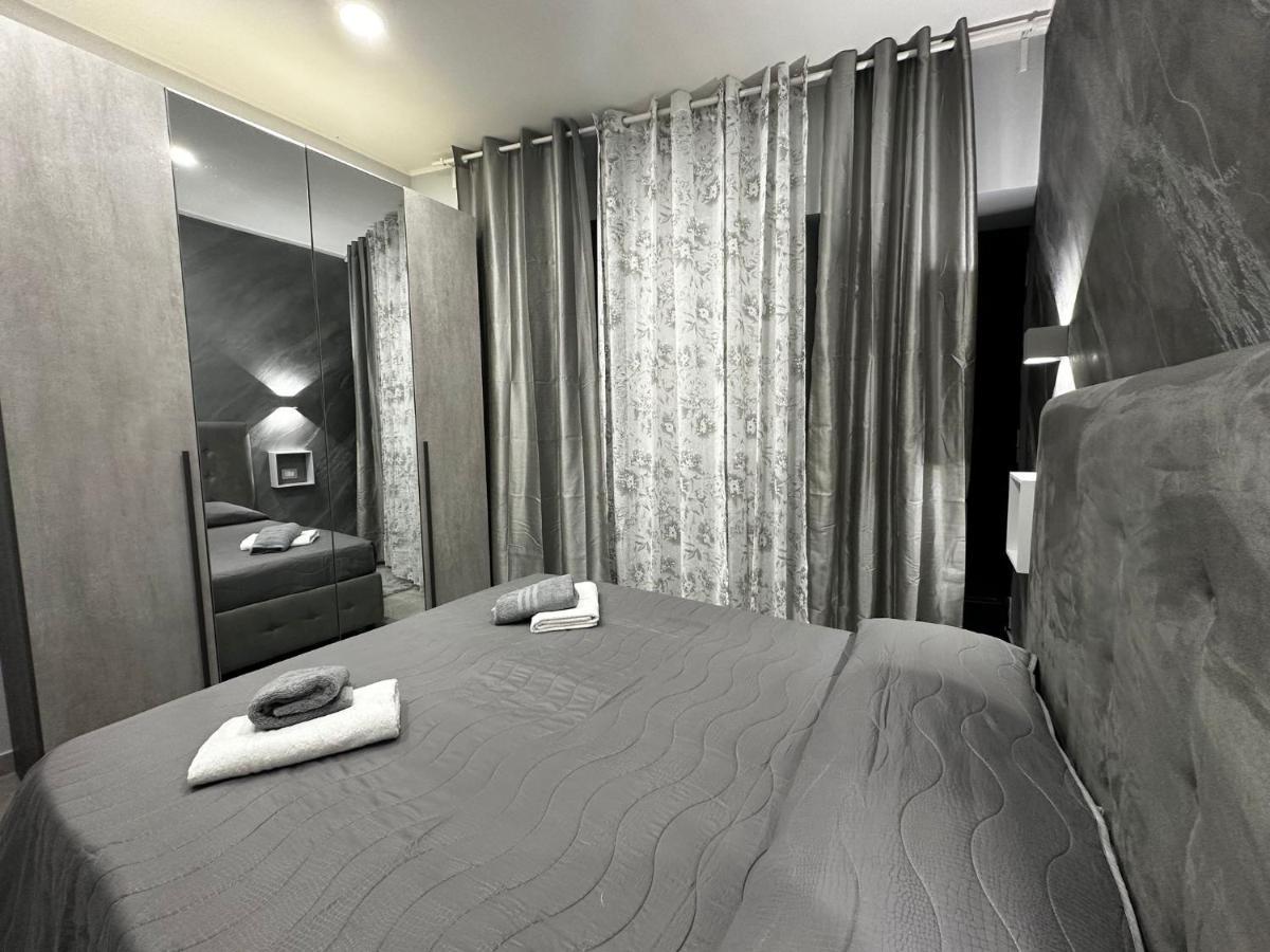 Bed and Breakfast Urban House Katánie Exteriér fotografie